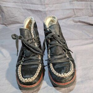 Royal Canadian Kwantlen Women Size 9 Snow Chukka Boot Black Hoarse Hair